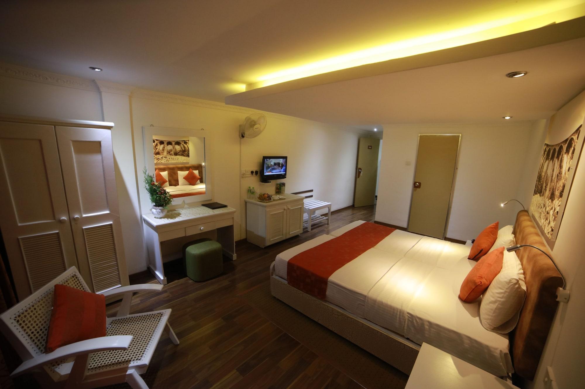 Orient Hotel Бандаравела Экстерьер фото