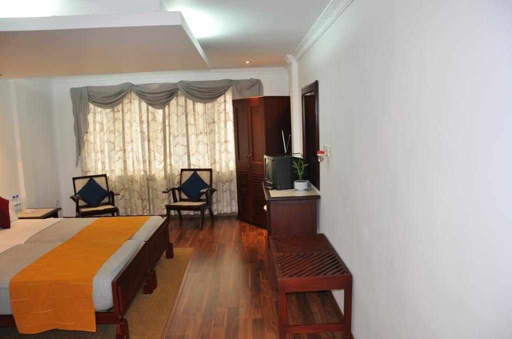Orient Hotel Бандаравела Экстерьер фото